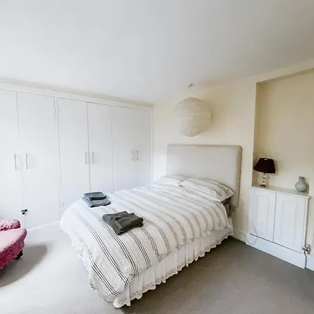 Lejlighed Sunnyside - Spacious 2 Bedroom Ground Floor With Free Parking In Kendal, Cumbria Kendal